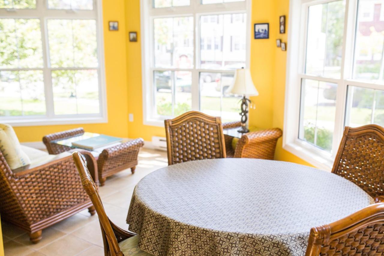 The Harbour House Bed & Breakfast Charlottetown Bagian luar foto