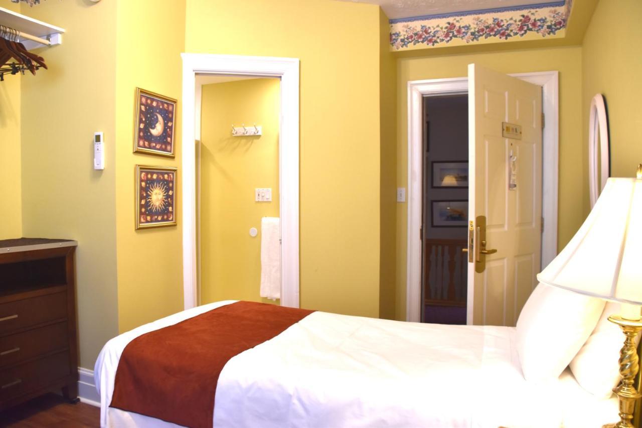 The Harbour House Bed & Breakfast Charlottetown Bagian luar foto